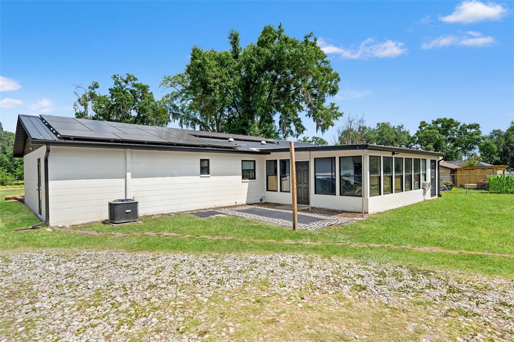 2111 Hinson Road Dover, FL 33527 - Photo 33 of 45