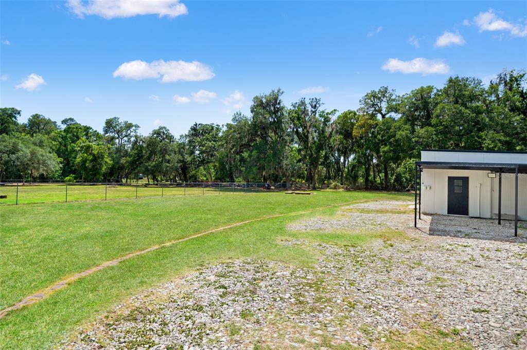 2111 Hinson Road Dover, FL 33527 - Photo 34 of 45