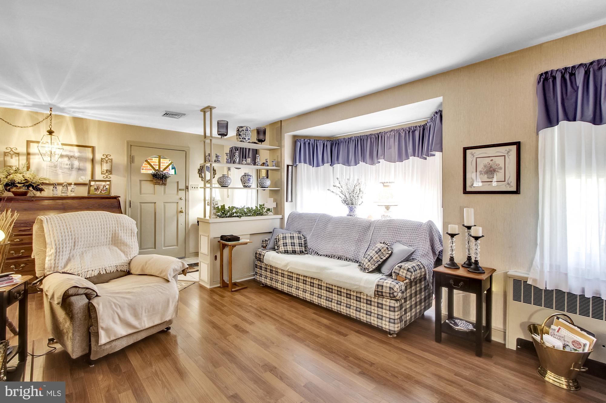 609 Witmer Road York, PA 17402 - Photo 3 of 28 Gallery Image 3