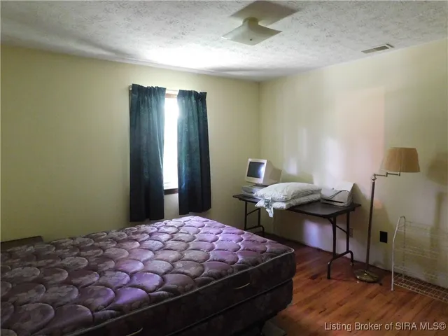 $850,000 | 6872 East Hurst Road, Pekin, IN 47165