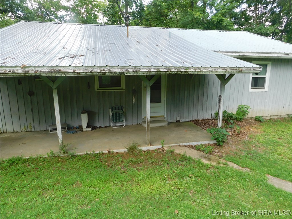 6872 East Hurst Road Pekin, IN 47165 - Photo 2 of 28