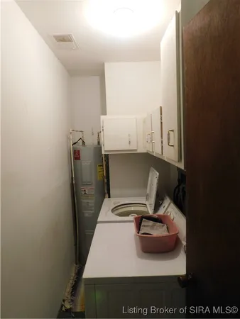 $844,999 | 6872 East Hurst Road, Pekin, IN 47165