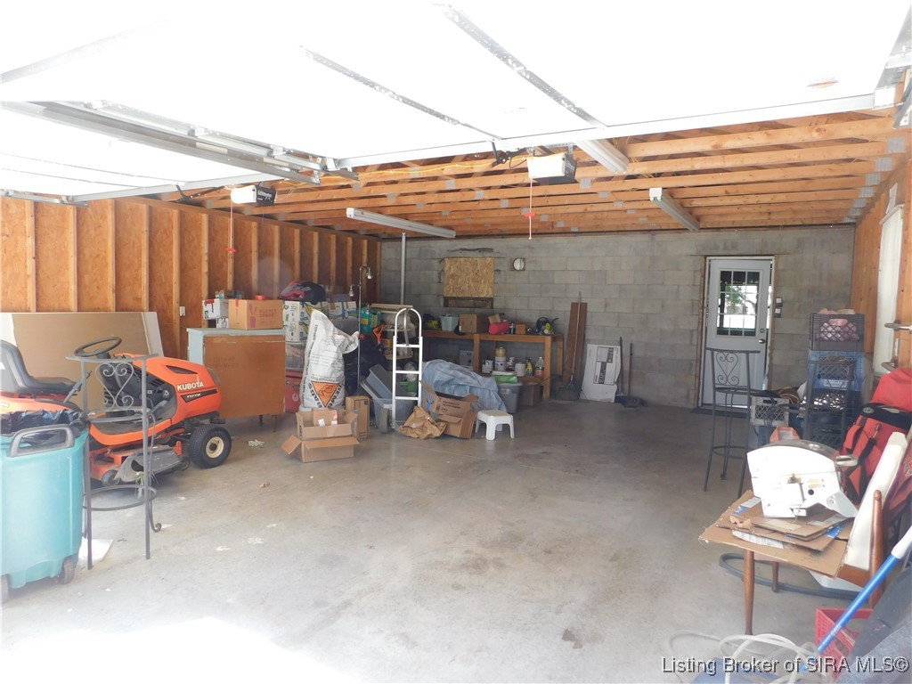 6872 East Hurst Road Pekin, IN 47165 - Photo 22 of 28