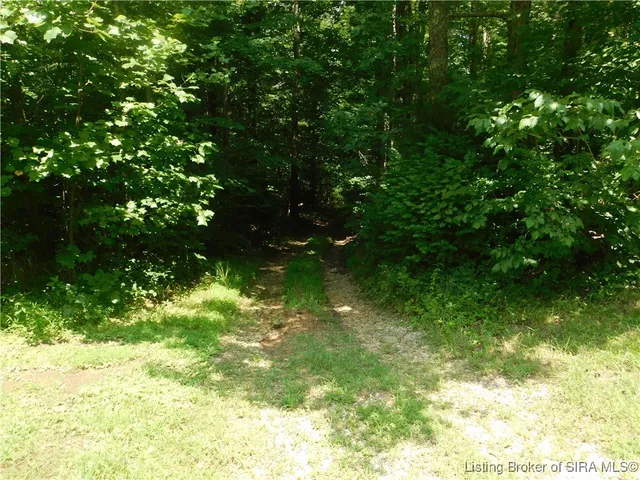 $850,000 | 6872 East Hurst Road, Pekin, IN 47165