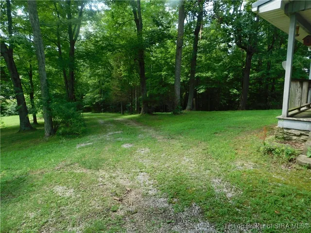 $850,000 | 6872 East Hurst Road, Pekin, IN 47165