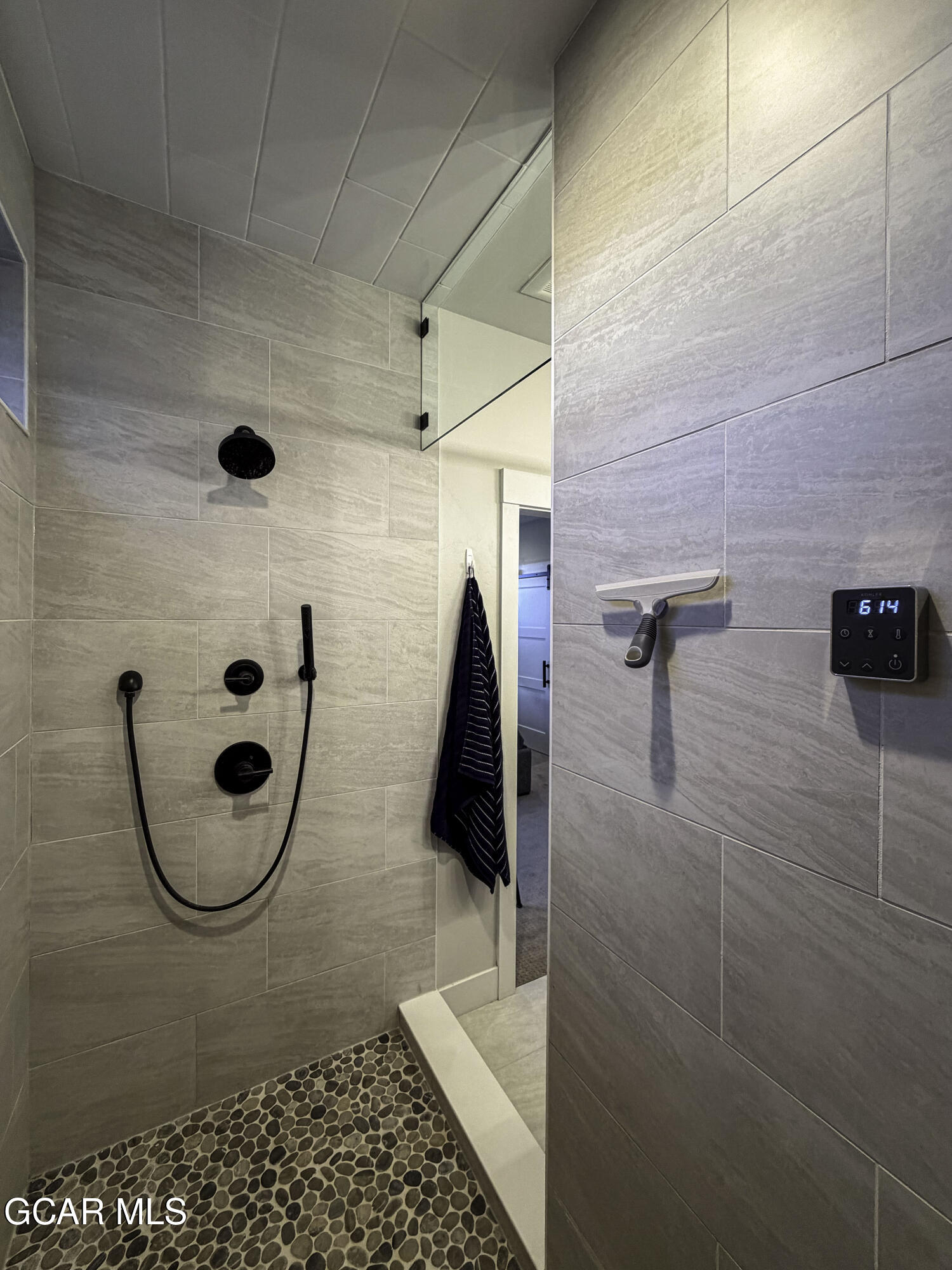 570 Fall Line Road Granby, CO 80446 - Photo 27 of 77 22.Master_Bath_3