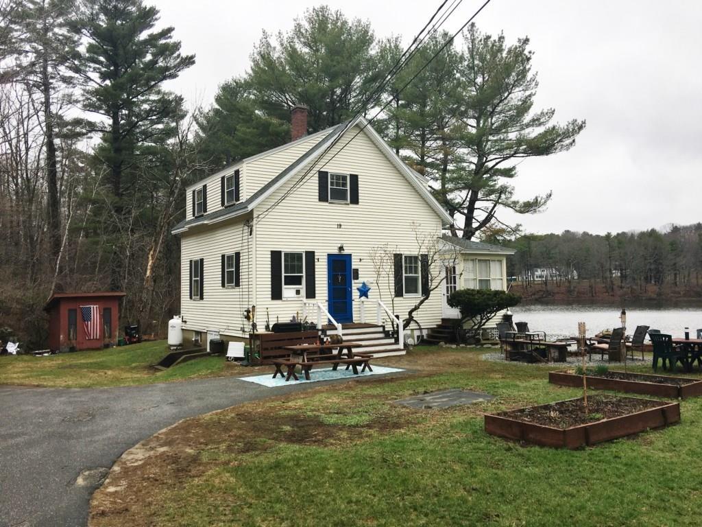 19 Coleman Avenue Kittery Point, ME 03905 - Photo 1 of 30 Photo