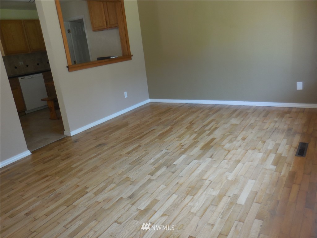 2108 Rocky Point Road Northwest Bremerton, WA 98312 - Photo 3 of 17 Gallery Image 3