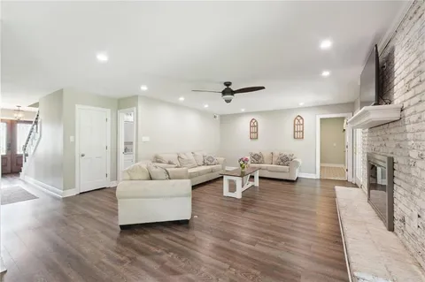 $480,000 | 2351 Ormond Boulevard, Destrehan, LA 70047