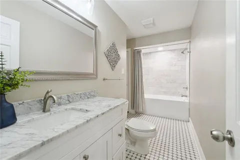 $480,000 | 2351 Ormond Boulevard, Destrehan, LA 70047