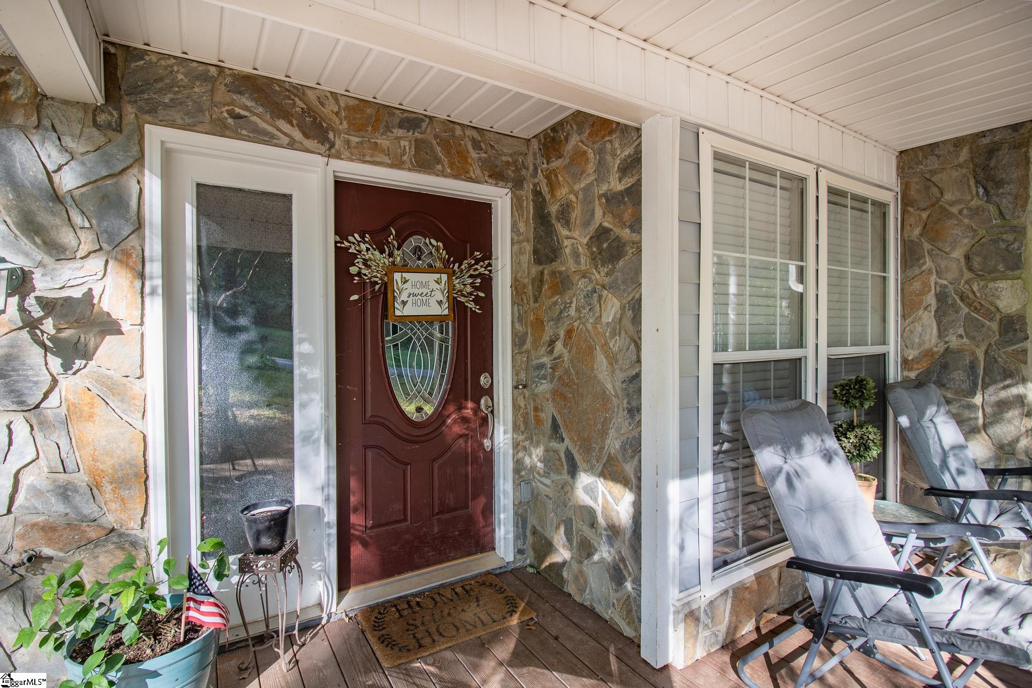 115 Riverside Lane Duncan, SC 29334 - Photo 4 of 34 Gallery Image 4