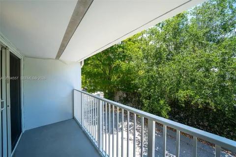 $425,000 | 3025 Mary Street, Unit 1, Miami, FL 33133