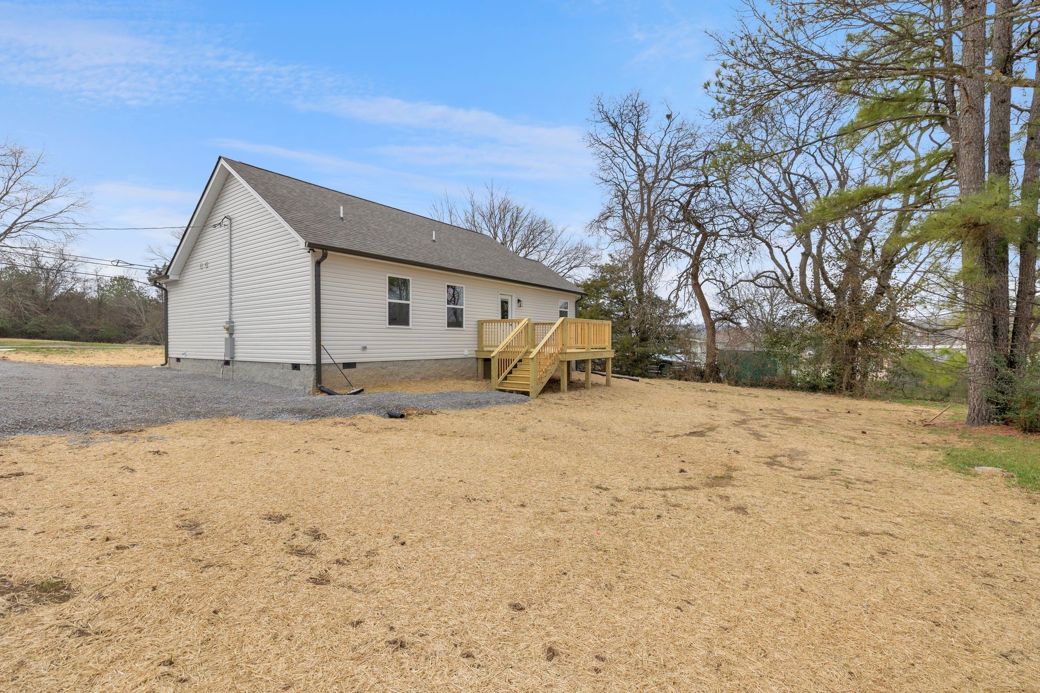 1536 Old Columbia Road Lewisburg, TN 37091 - Photo 20 of 22 a view of garage and yard