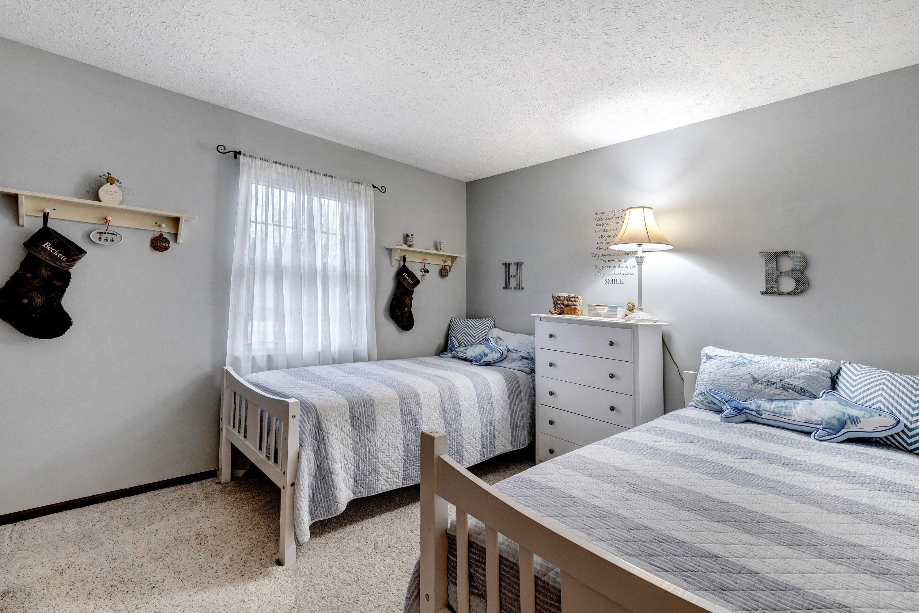 6186 Feder Road Columbus, OH 43228 - Photo 25 of 53 Bedroom 2