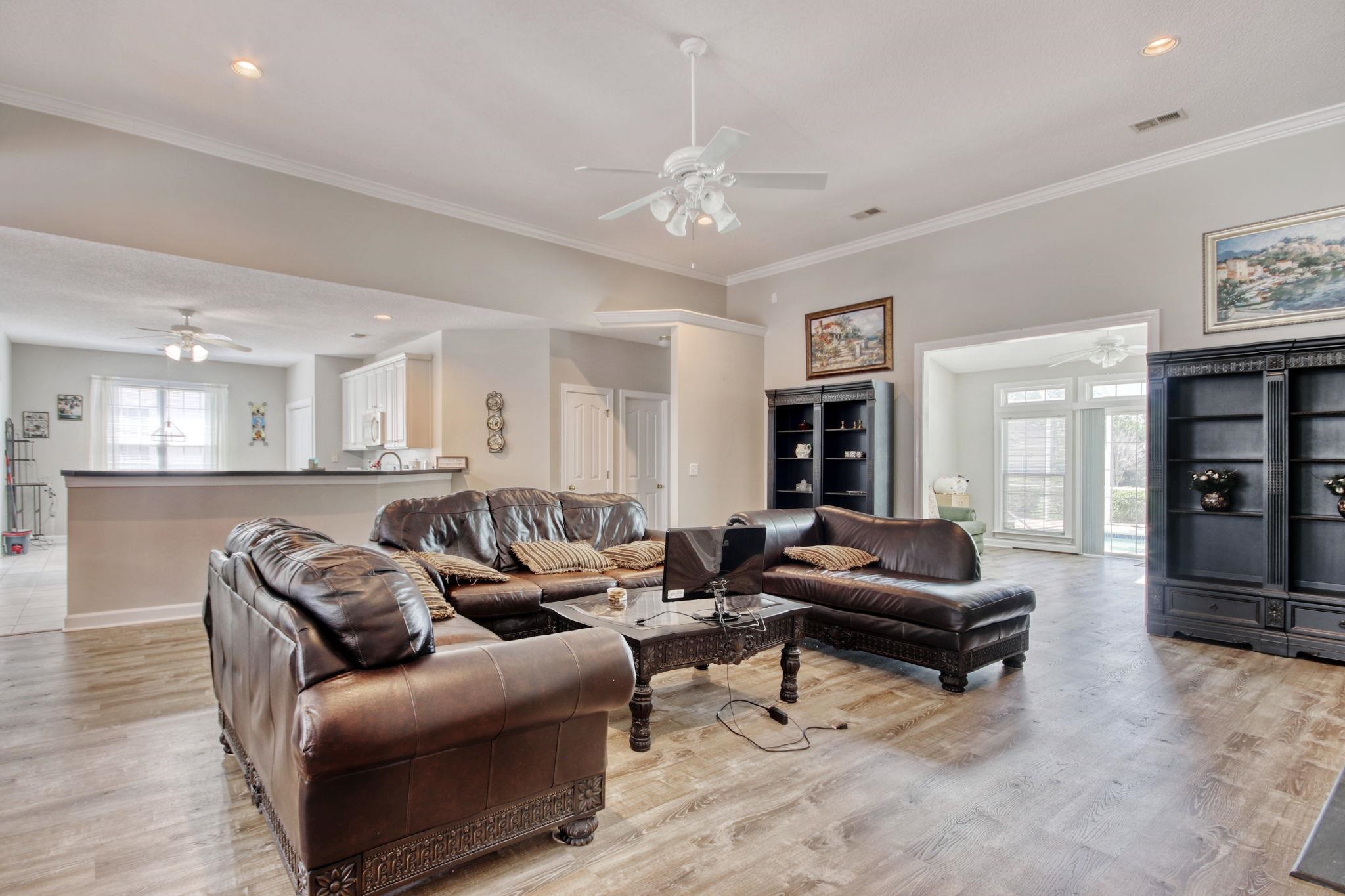 6705 Oakmere Court Murrells Inlet, SC 29576 - Photo 9 of 40