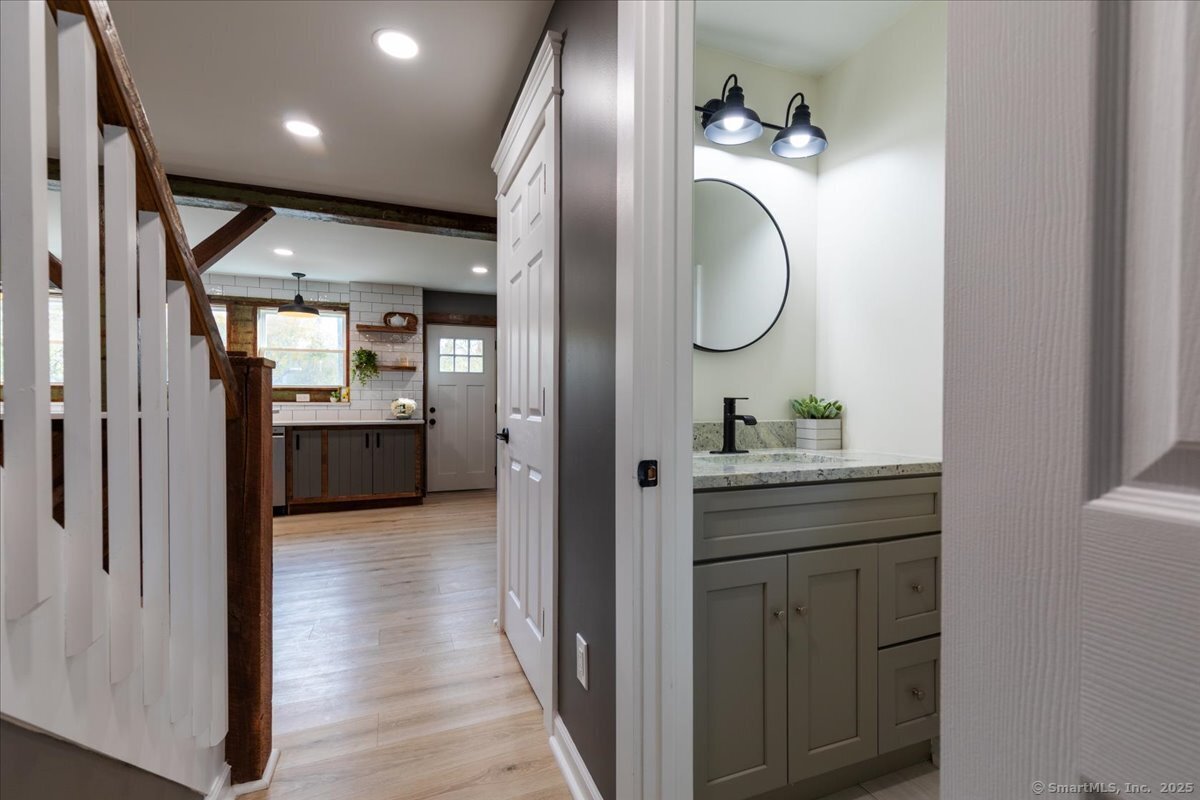 11 Winter Avenue Deep River, CT 06417 - Photo 21 of 25