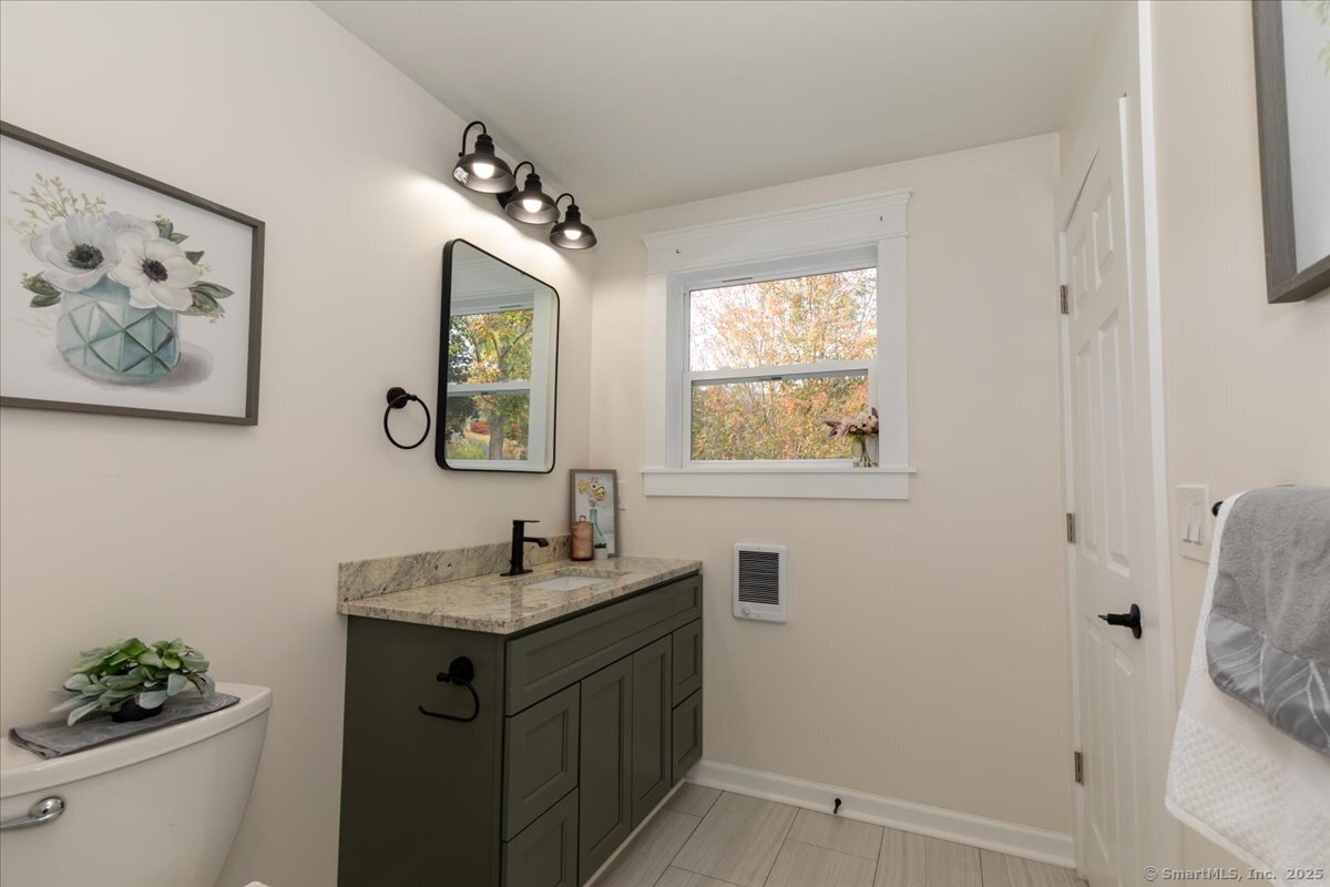 11 Winter Avenue Deep River, CT 06417 - Photo 9 of 25