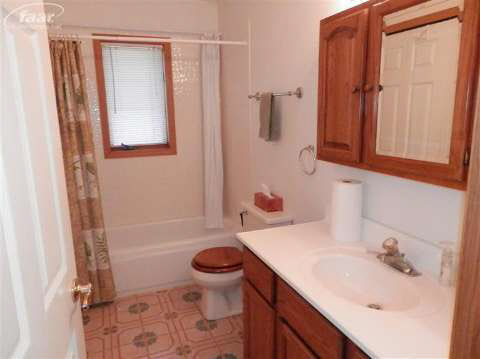 11145 Sharp Road Linden, MI 48451 - Photo 18 of 30 20386338-17.JPG