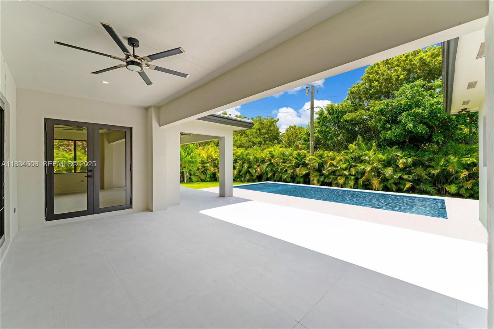 8220 Southwest 193rd Terrace Cutler Bay, FL 33157 - Photo 38 of 59