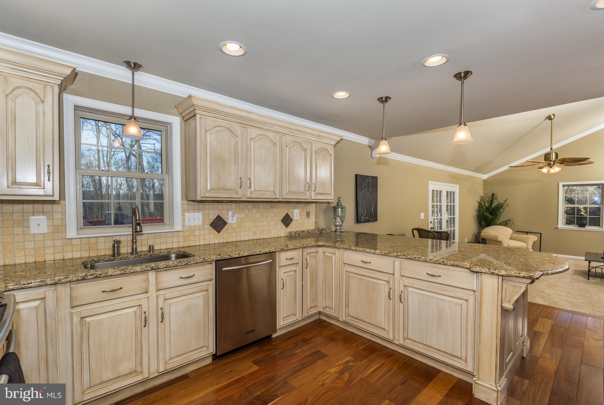 13915 Mack Road Reisterstown, MD 21136 - Photo 8 of 30 Stainless Steel Appliances