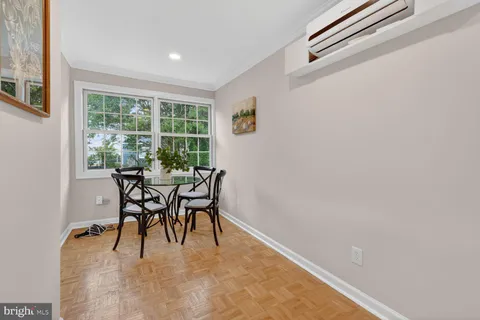 $1,195,000 | 2539 Washington Boulevard, Arlington, VA 22201