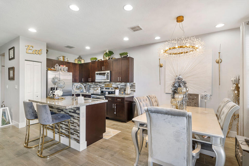 3014 Butternut Lane Riviera Beach, FL 33410 - Photo 11 of 33 3014ButternutLane4-RivieraBeach1-2