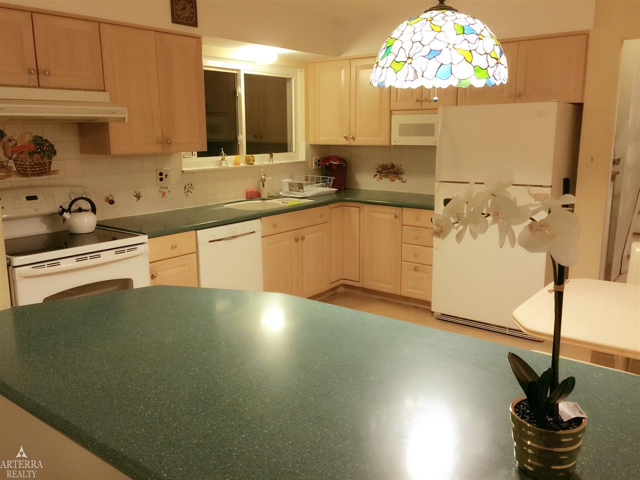 2152 West Wattles Road Troy, MI 48098 - Photo 13 of 65 Kitchen