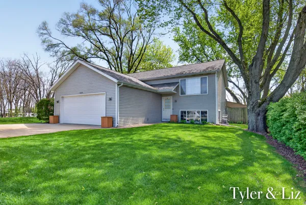 $350,000 | 10298 Gordon Street, Zeeland, MI 49464
