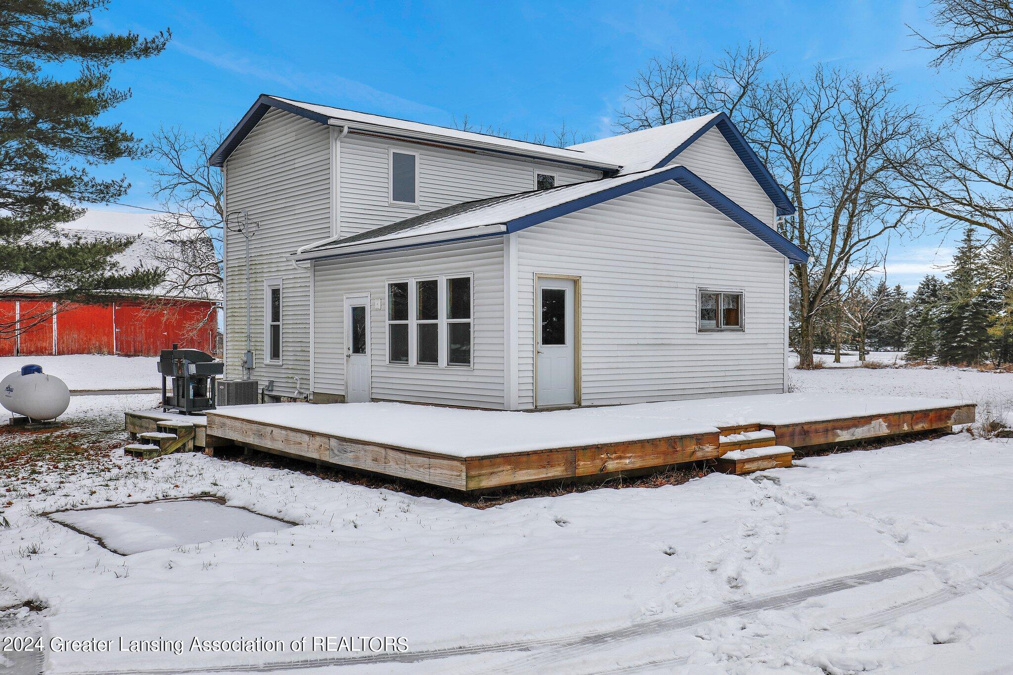 2595 Narrow Lake Road Charlotte, MI 48813 - Photo 26 of 29 24-web-or-mls-Open Ended Media-24