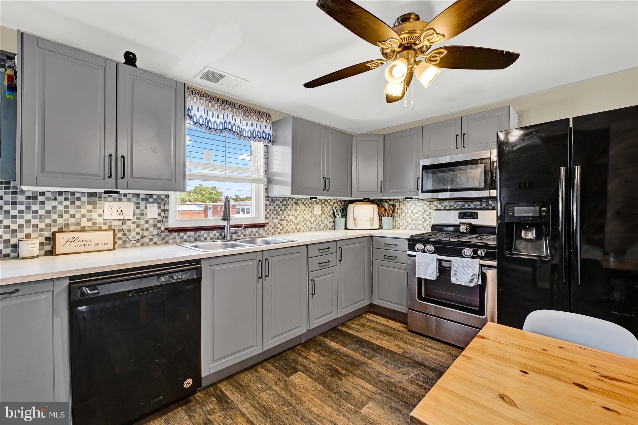 2740 Yarnall Road Halethorpe, MD 21227 - Photo 4 of 17
