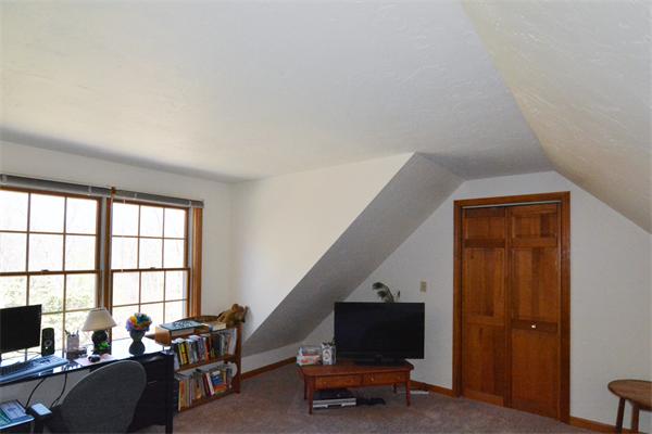 10 Welch Avenue Rutland, MA 01543 - Photo 17 of 27 Gallery Image 17
