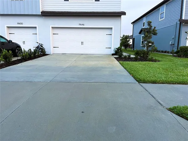 $355,000 | 19646 Shady Oak Drive, Land O Lakes, FL 34638