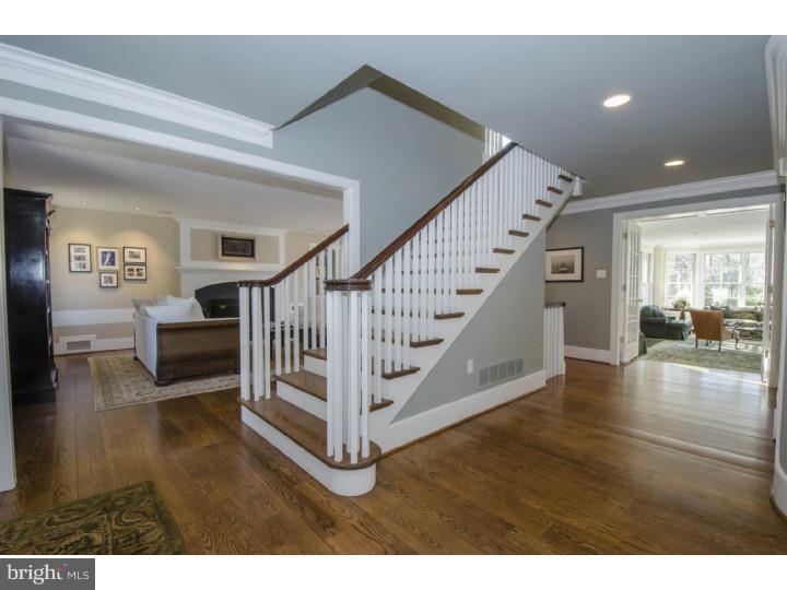 12 Kinterra Road Wayne, PA 19087 - Photo 3 of 24