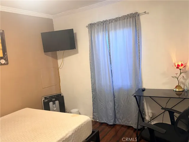 $685,000 | 1318 East 100th Street, Los Angeles, CA 90002