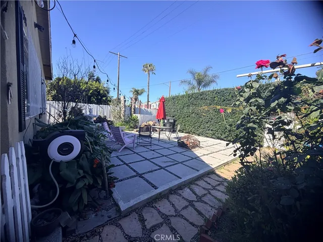 $685,000 | 1318 East 100th Street, Los Angeles, CA 90002
