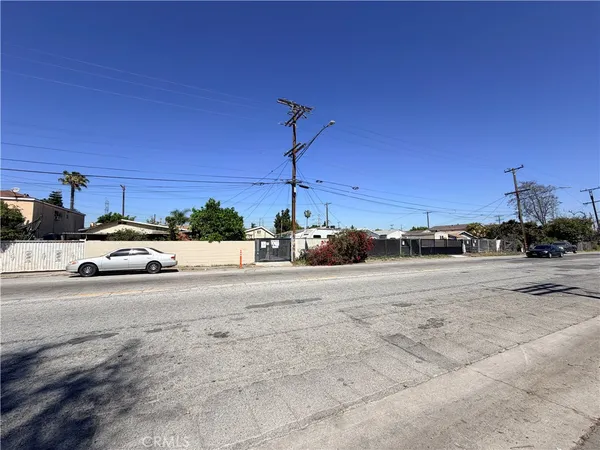 $649,000 | 1318 East 100th Street, Los Angeles, CA 90002