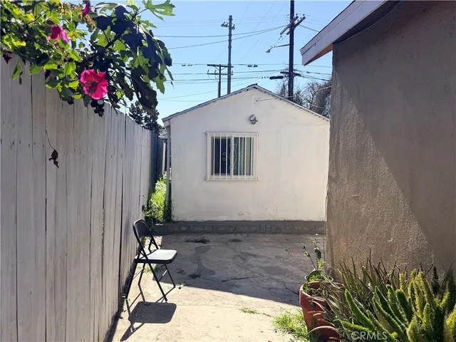 $685,000 | 1318 East 100th Street, Los Angeles, CA 90002