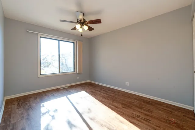 $2,400 | 365 Jefferson Court, Vernon Hills, IL 60061