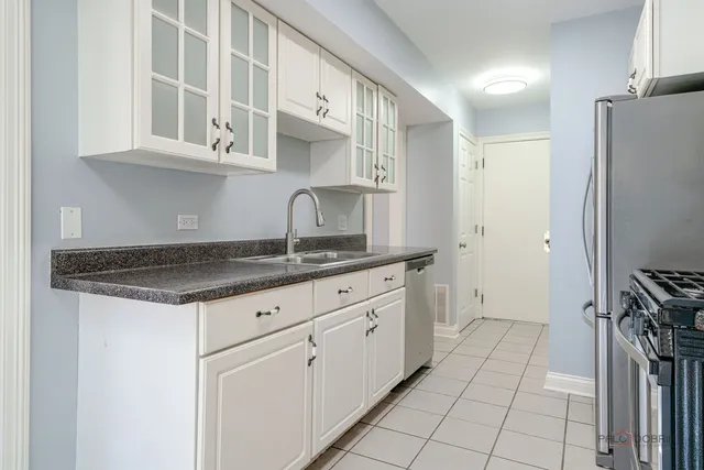 $2,400 | 365 Jefferson Court, Vernon Hills, IL 60061