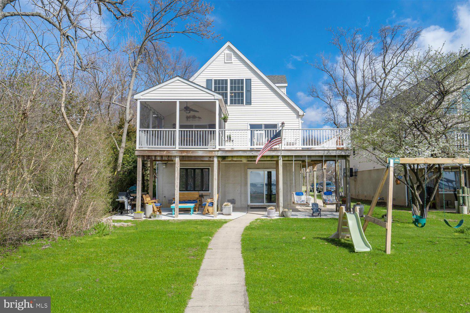 903 Oakdene Road Middle River, MD 21220 - Photo 1 of 53