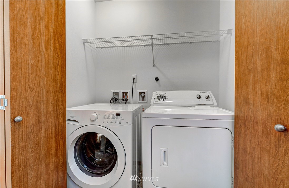 3433 164th Place Southeast Bothell, WA 98012 - Photo 19 of 27 Gallery Image 19