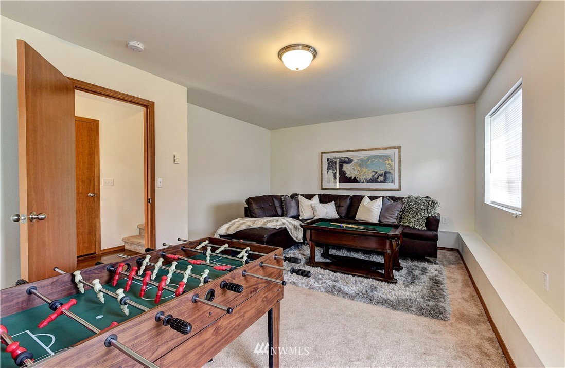 3433 164th Place Southeast Bothell, WA 98012 - Photo 22 of 27 Gallery Image 22