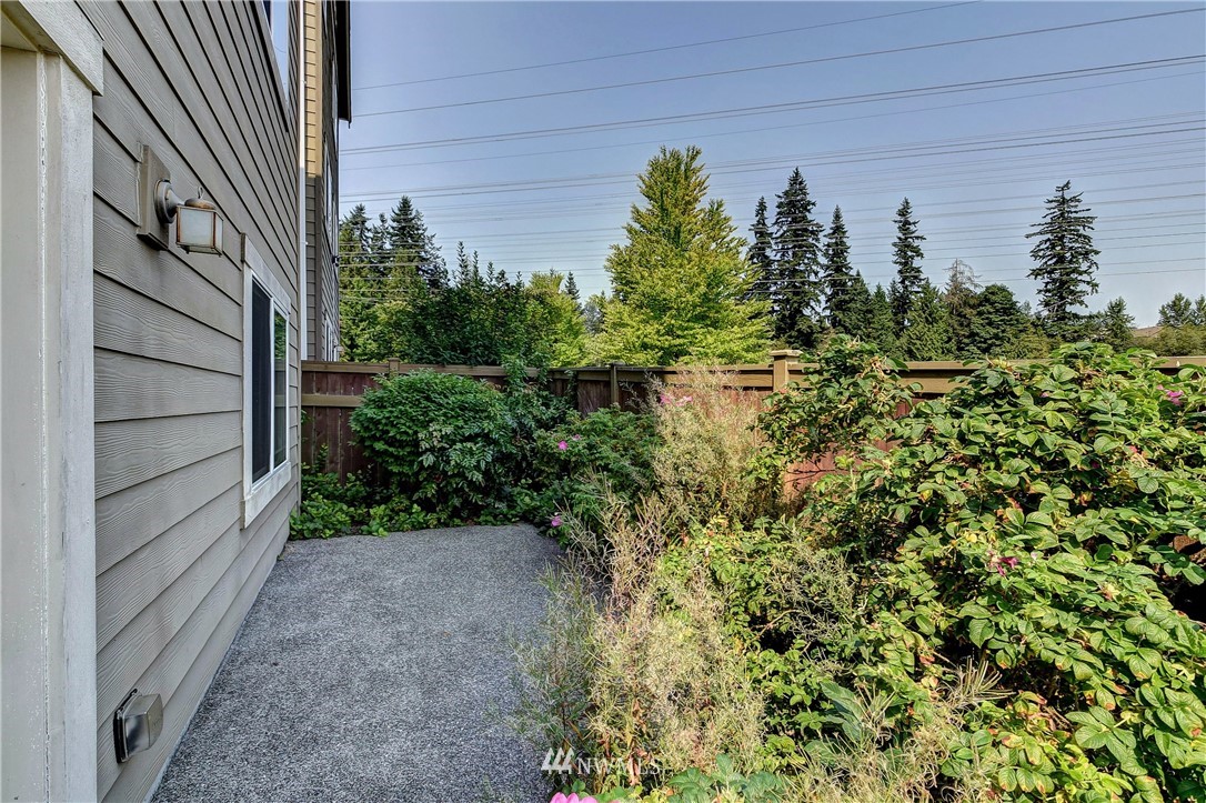 3433 164th Place Southeast Bothell, WA 98012 - Photo 25 of 27 Gallery Image 25