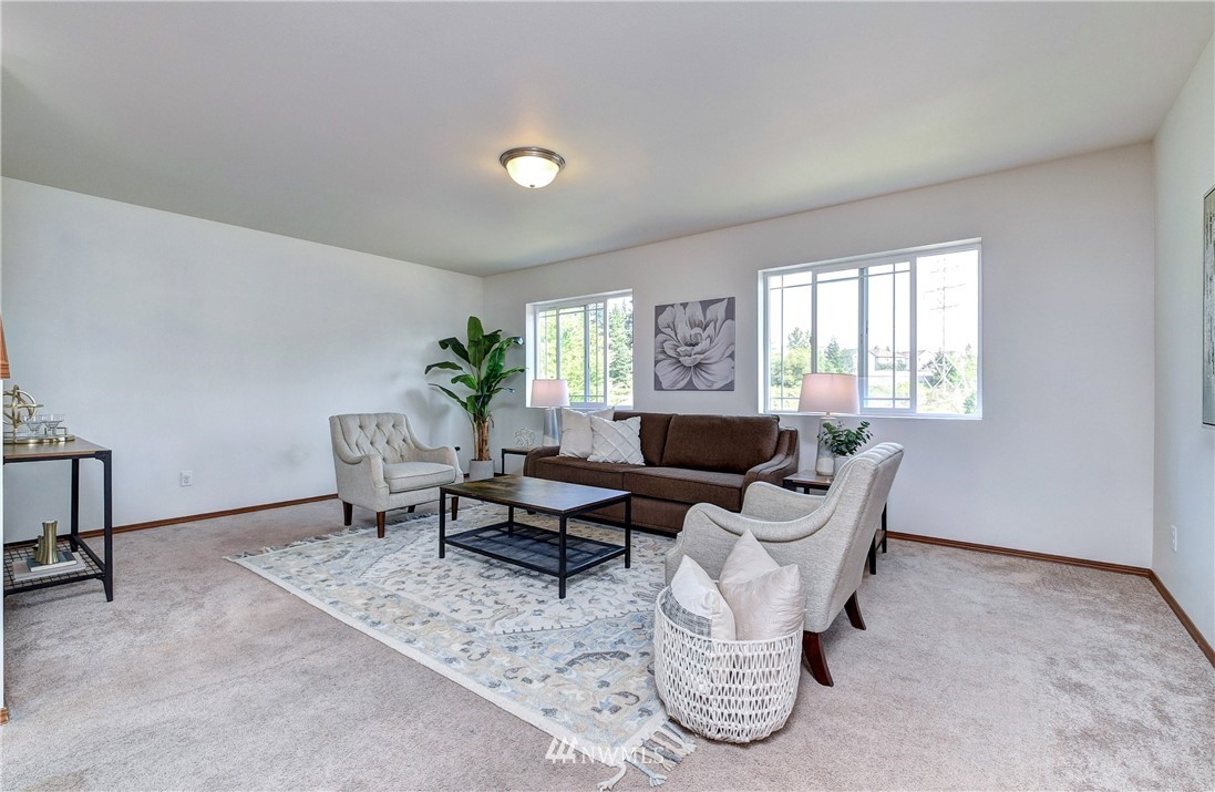 3433 164th Place Southeast Bothell, WA 98012 - Photo 7 of 27 Gallery Image 7