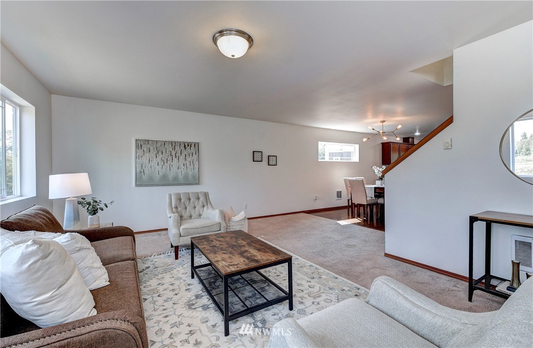 3433 164th Place Southeast Bothell, WA 98012 - Photo 9 of 27 Gallery Image 9