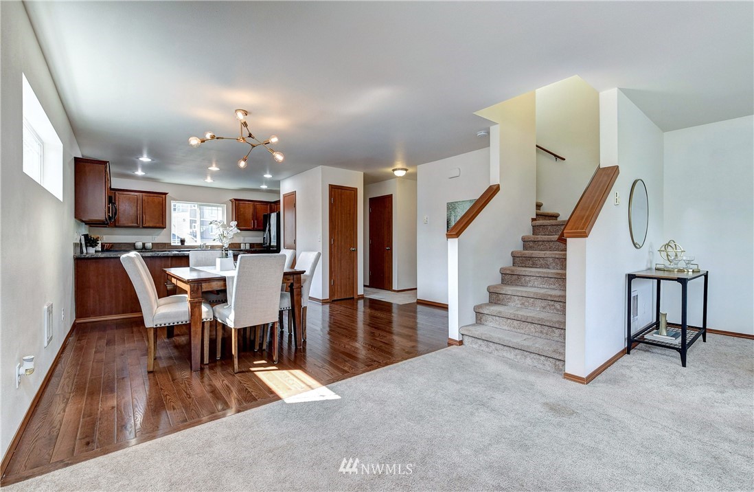 3433 164th Place Southeast Bothell, WA 98012 - Photo 10 of 27 Gallery Image 10