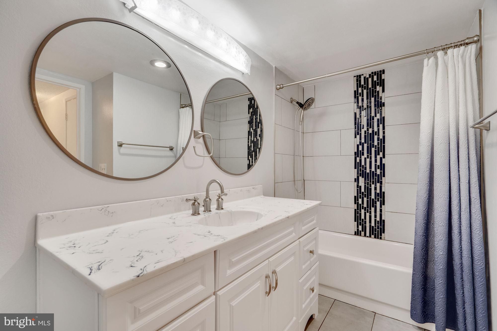 Beautifully Remodeled Bathroom of Unit 604