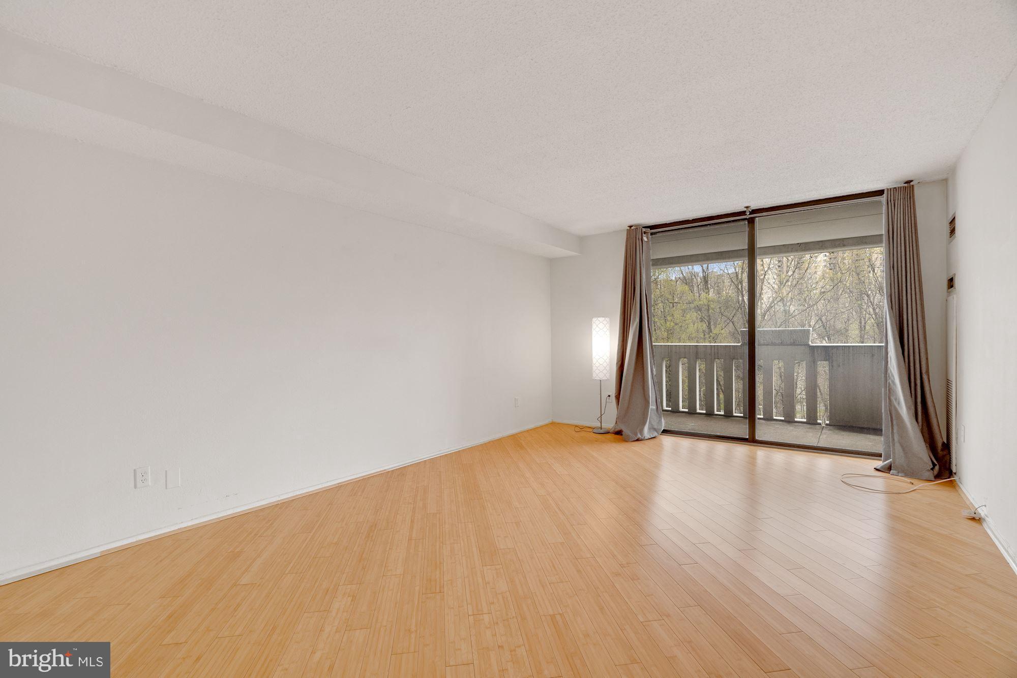 6101 Edsall Road, Unit 604 Alexandria, VA 22304 - Photo 24 of 43 Master Bedroom