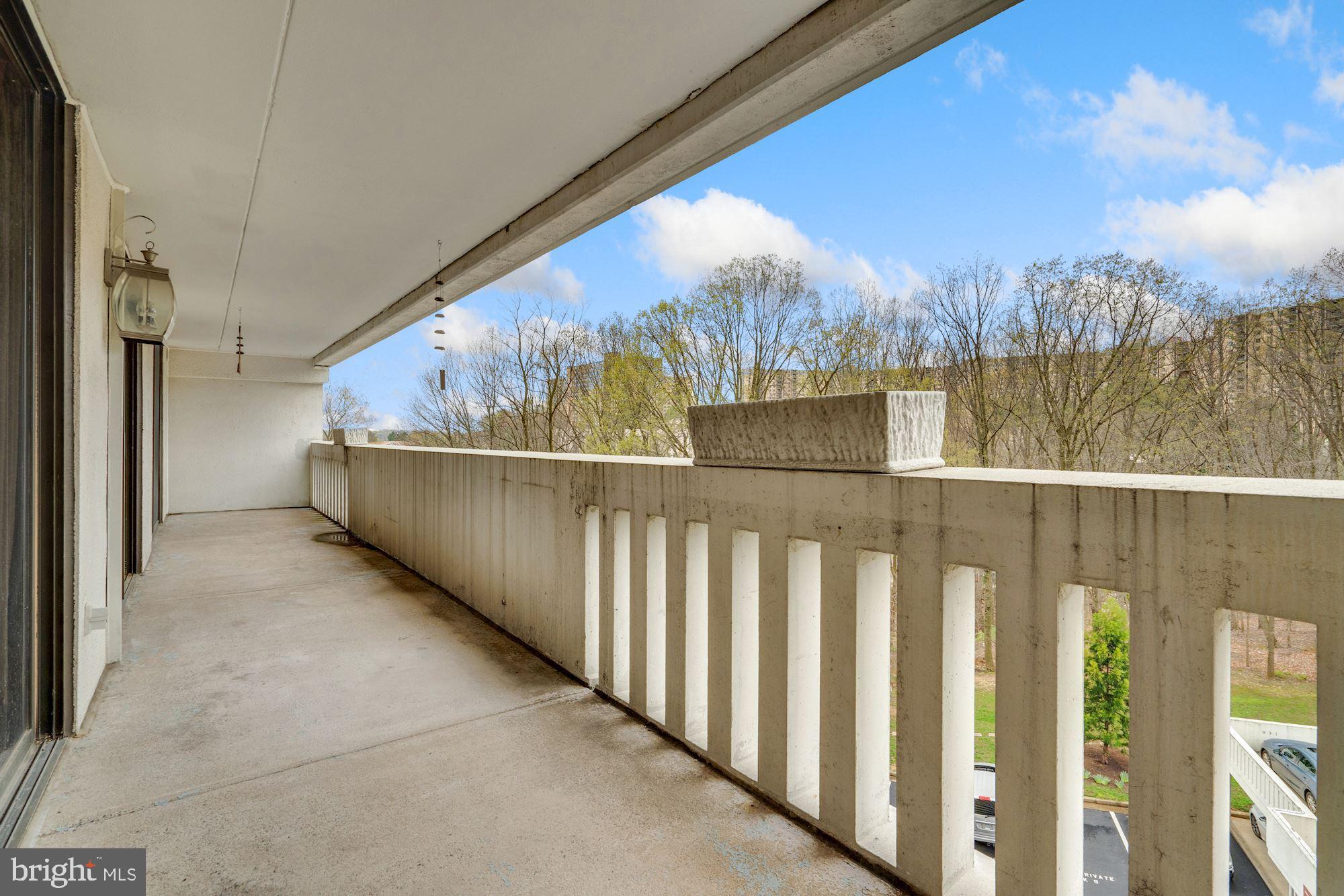 6101 Edsall Road, Unit 604 Alexandria, VA 22304 - Photo 30 of 43 Balcony