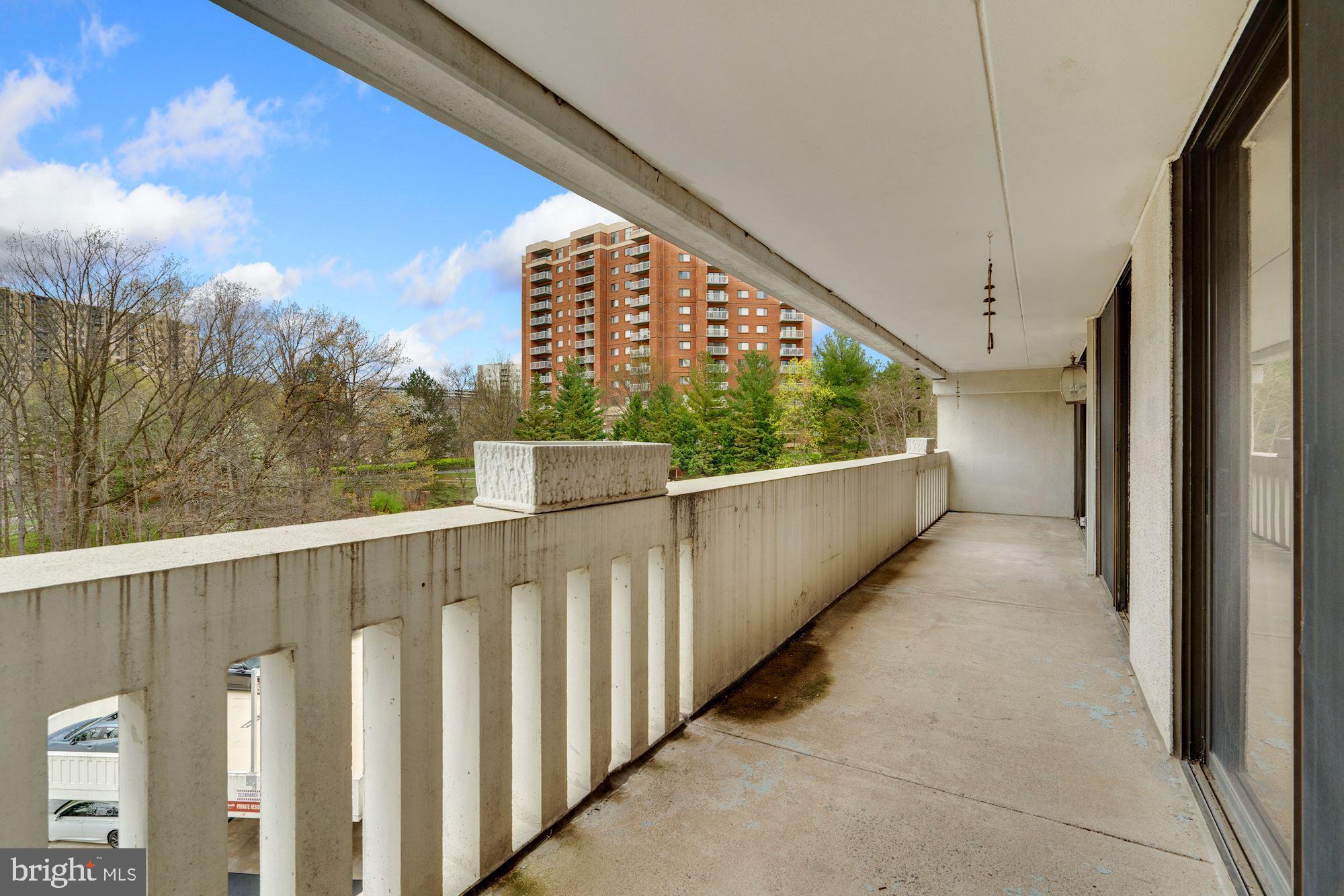 6101 Edsall Road, Unit 604 Alexandria, VA 22304 - Photo 31 of 43 Balcony